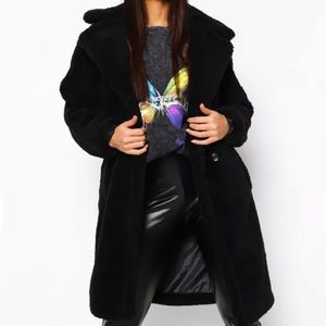 Style: Teddy Coat
Fabric: Faux Fur
Sleeve Length: Long Sleeve